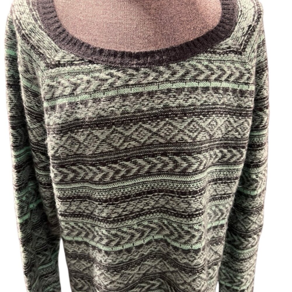 American Eagle Outfitters Women 2XL Gray Mint Stripe Geometric Knit Sweater